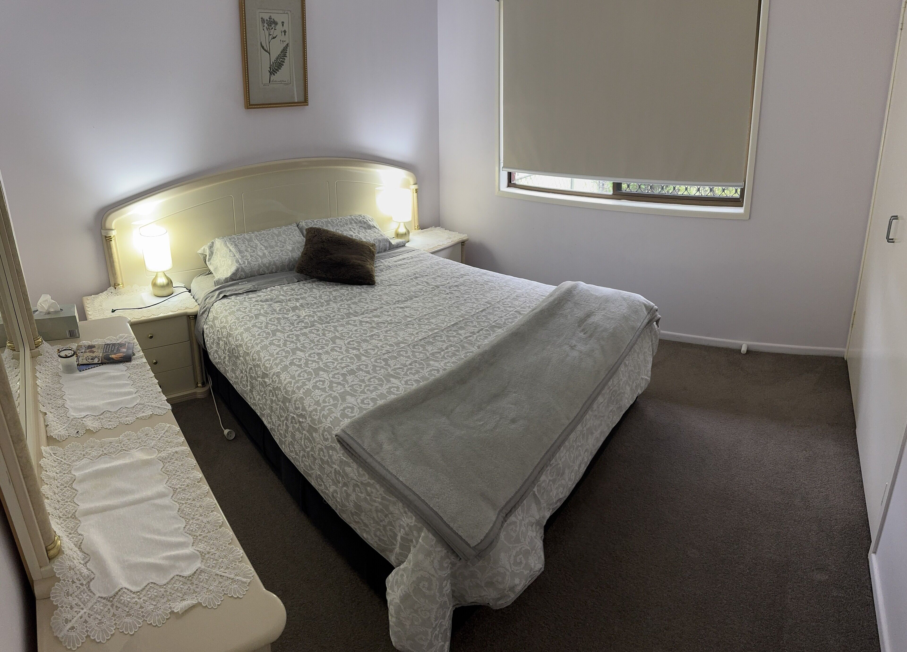 1 slaapkamer, een strijkplank/strijkijzer, wifi, beddengoed