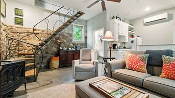 TV, fireplace, DVD player