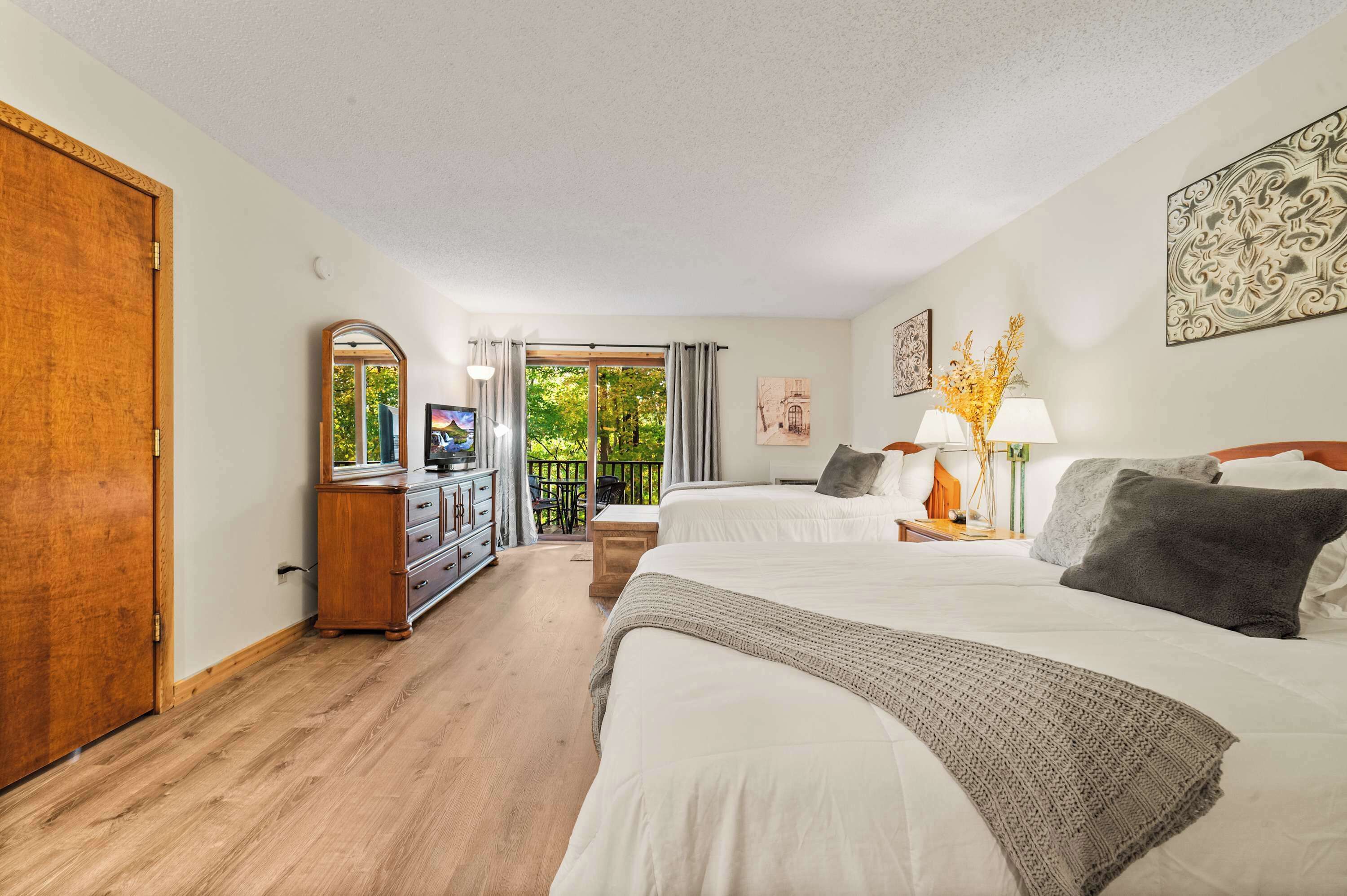 2 多间卧室、WiFi、床单