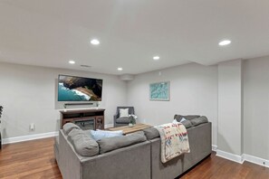 TV, fireplace, foosball, table tennis
