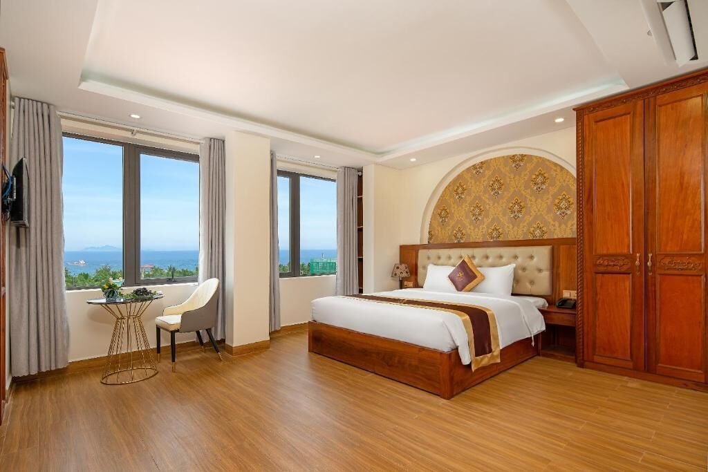 In-room safe, soundproofing, iron/ironing board, wheelchair access