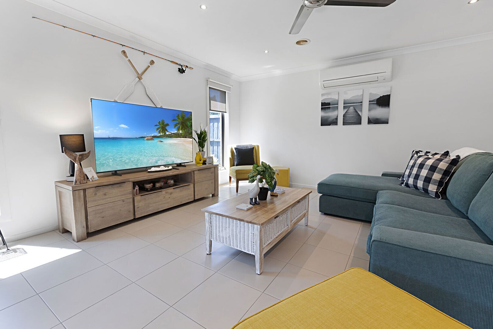 تلفزيون ذكي، كُتُب