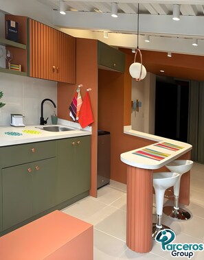 Private kitchen - PARCEROS GROUP - 1 BEDROOM VACATION APARTMENT, FLOOR 1, PEREIRA (Pereira)