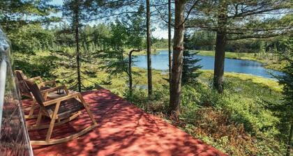 Serenity Point Dome-Romantic Escape Private Pond