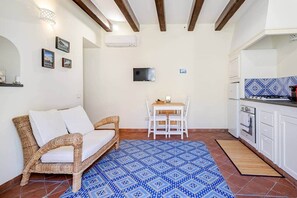 Smart TV - Le Formiche - Apartment in the Heart of Lipari (Lipari)