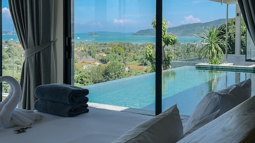 The Salin Seaview Villas