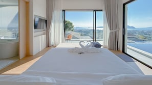 In-room safe, desk, iron/ironing board, free WiFi