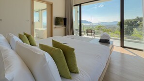 In-room safe, desk, soundproofing, iron/ironing board - The Salin Seaview Villas (Rawai)