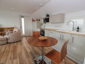 Interior - Lazy Bulldog (Newport-On-Tay)