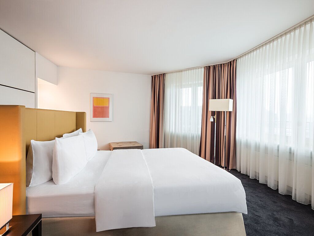 Deluxe Suite, River View