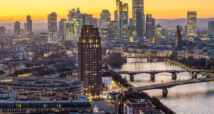 Main Plaza Suite Tower