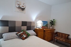 1 多间卧室、WiFi