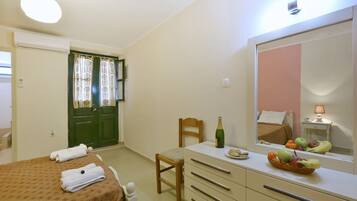 1 soveværelse, strygejern/strygebræt, Wi-Fi