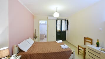 1 bedroom, iron/ironing board, WiFi