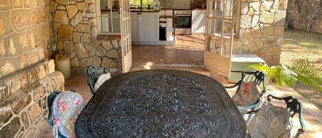 Apartment | Terrace/patio