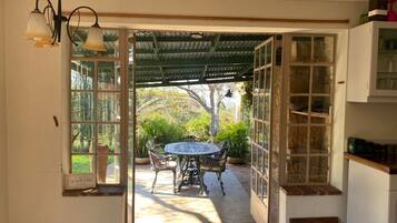 Apartment | Terrace/patio