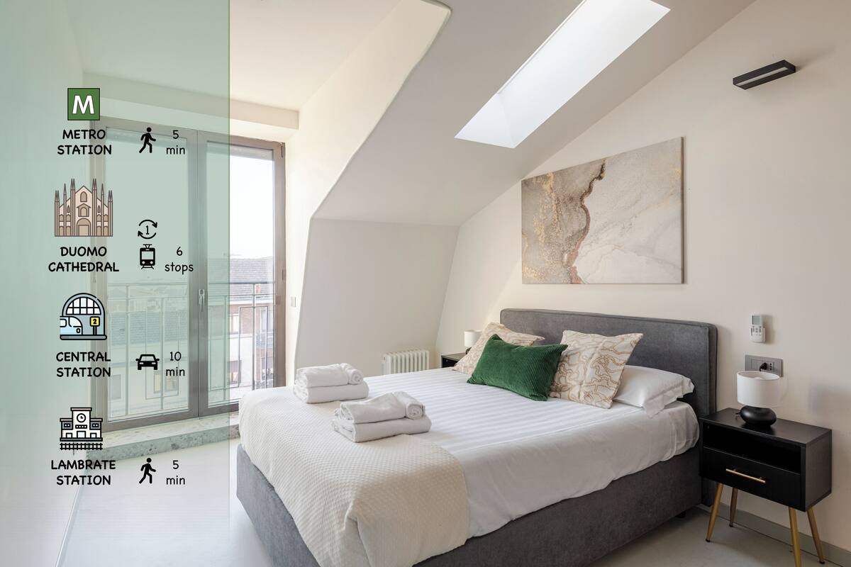 Apartamento superluxo | Escrivaninha, ferros/tábuas de passar roupa, Wi-Fi de cortesia