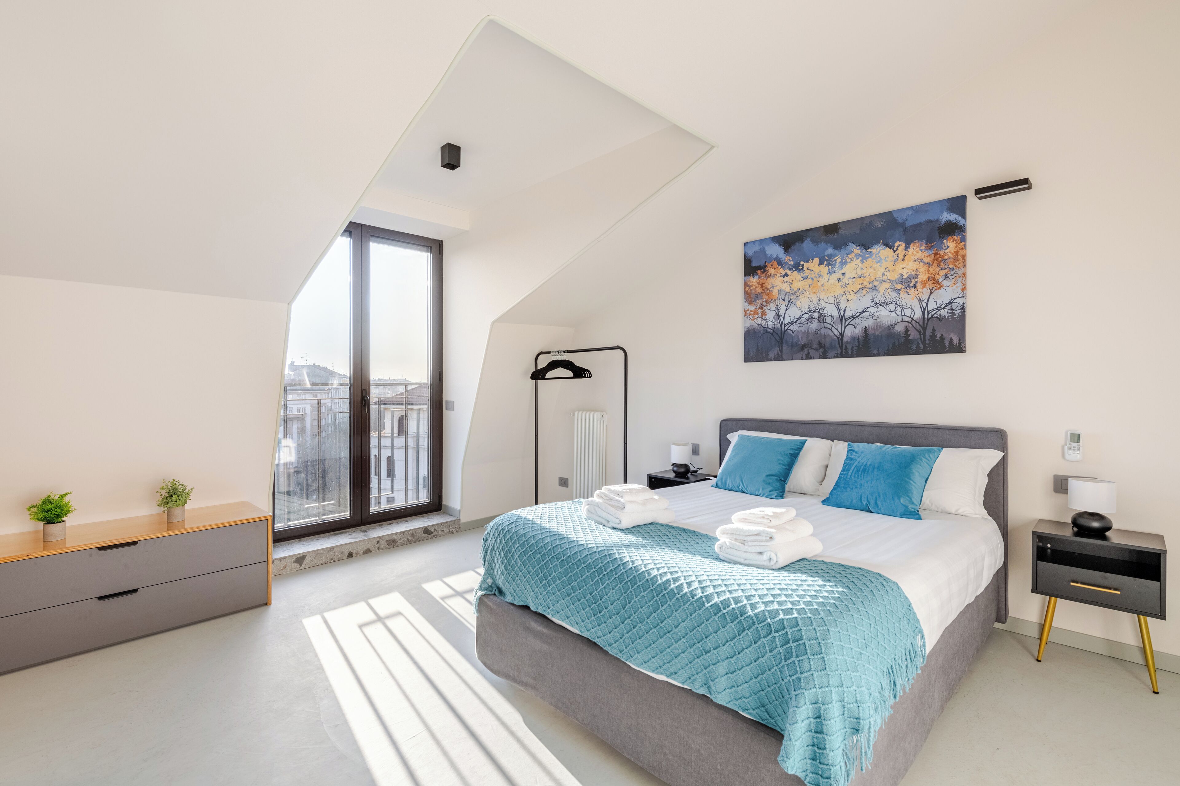 Suite, City View | Desk, iron/ironing board, free WiFi, bed sheets
