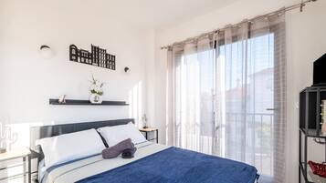 2 slaapkamers, een strijkplank/strijkijzer, wifi, beddengoed