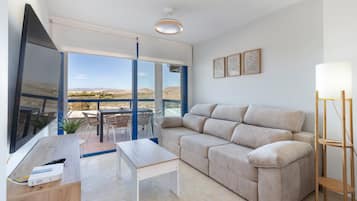 Tischtennisplatte, Stereoanlage