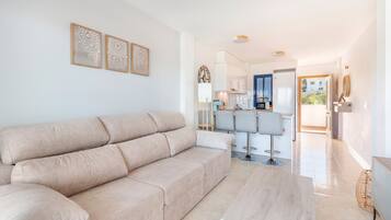 Table de tennis de table, chaĂźne hi-fi