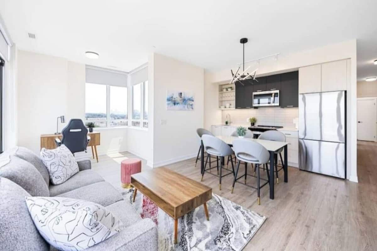 Appartement Élite, 3 chambres, 2 salles de bains | Aire de séjour | Téléviseur connecté de 50 po avec télévision numérique