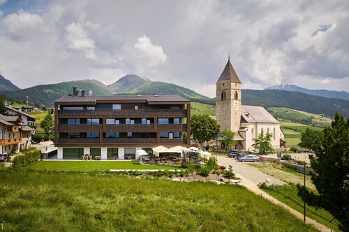 Apartment 101 'Mountain Lodge Margit' mit privater Terrasse, Gemeinschaftsgarten und WLAN