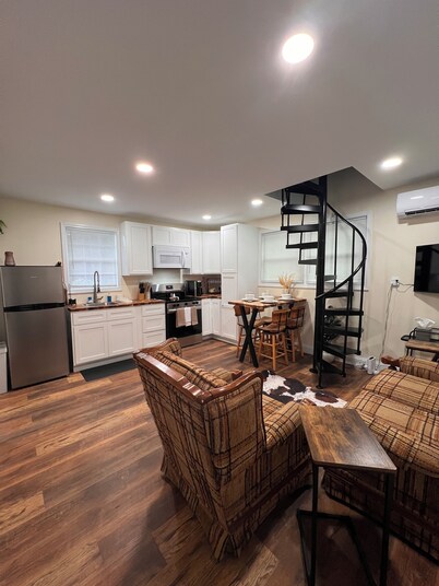 Cozy cabin perfect for a peaceful getaway that is still close to everything!