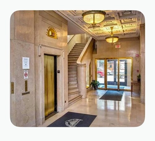 Luxurious 11th-Story Condo in the heart of Grand Rapids