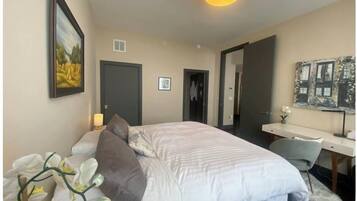 1 chambre, fer et planche Ă repasser, Wi-Fi, draps fournis