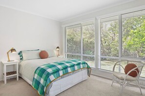 4 Schlafzimmer, Bügeleisen/Bügelbrett, WLAN, Bettwäsche