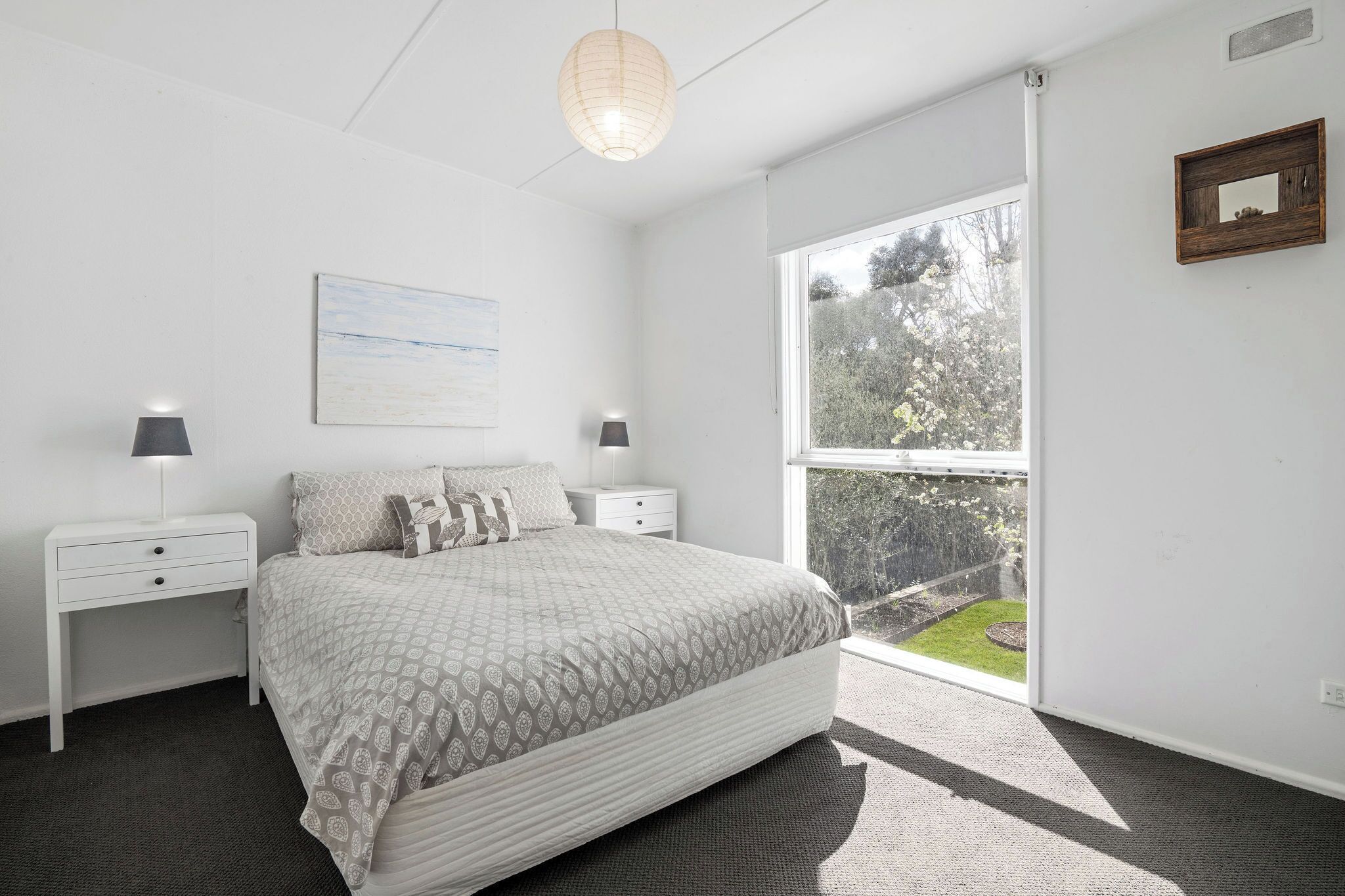 3 عدّة غرف نوم ومكواة/لوح كي وواي فاي وملاءات أسرّة