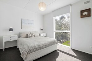 3 Schlafzimmer, Bügeleisen/Bügelbrett, WLAN, Bettwäsche