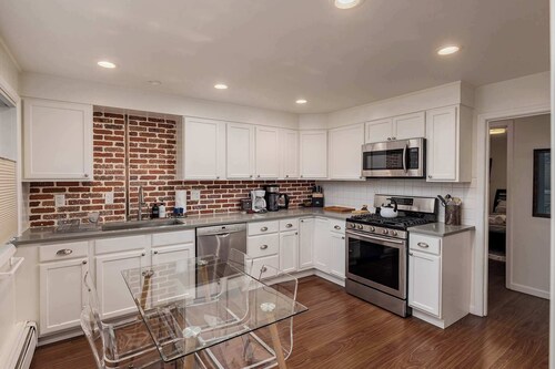 Anchorage City Haven | 3BR