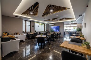 Daily buffet breakfast (EUR 20 per person)