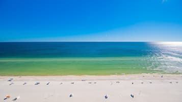 Appart'hôtel, 3 chambres | Plage | Plage à proximité