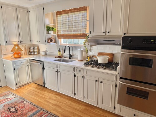 Rose Hill Hideaway- Close to Ft Benning