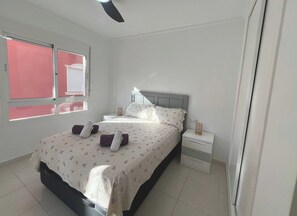 3 Schlafzimmer, Bügeleisen/Bügelbrett, kostenloses WLAN, Bettwäsche