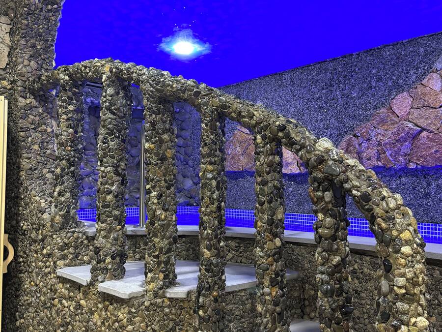 Luxury Suite | Laptop workspace, free WiFi