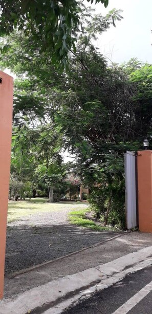 Huis, 3 slaapkamers, roken, balkon | Terrein van de accommodatie