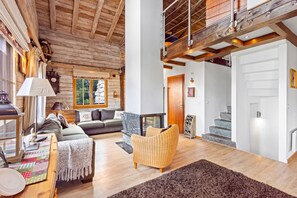 Télévision, cheminée, lecteur de DVD