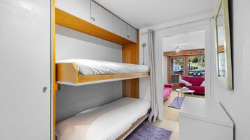 1 غرفة نوم وملاءات أسرّة