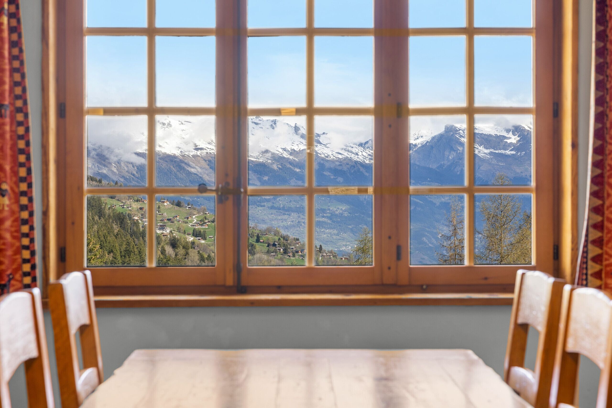 المنشأة من الداخل