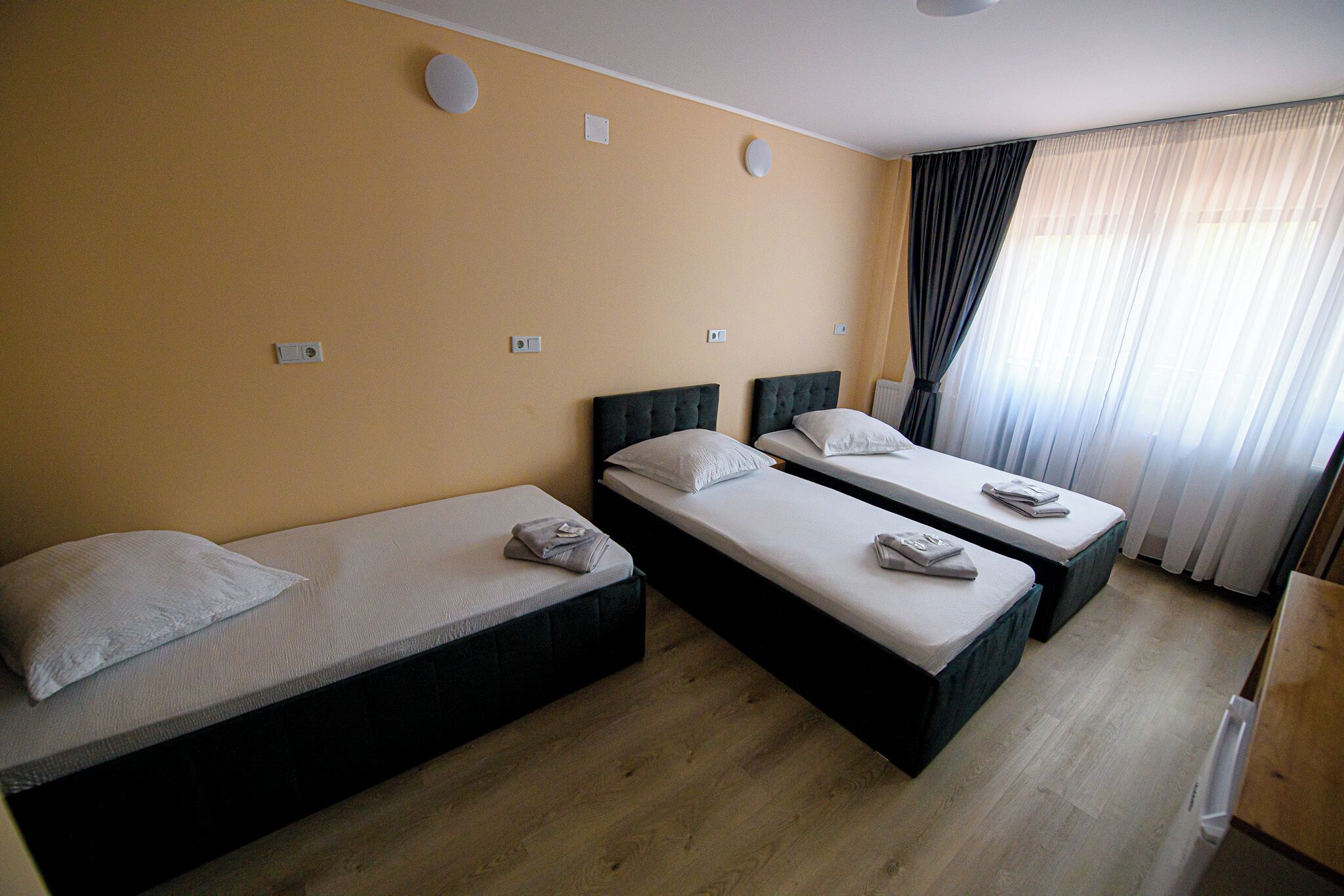 Single Room | Desk, free WiFi