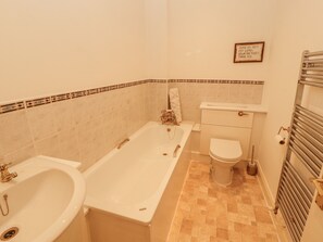 Shower - Flat 17 (Keswick)