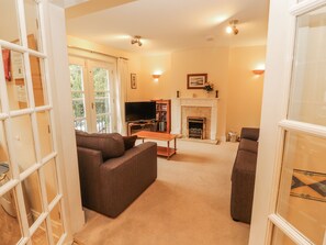 Living area - Flat 17 (Keswick)