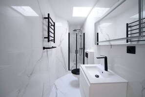 Apartment | Badezimmer