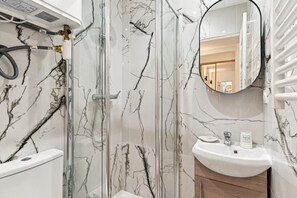 Studio | Bathroom - Charming Studio - Pereire - Lease Mobility (Paris)
