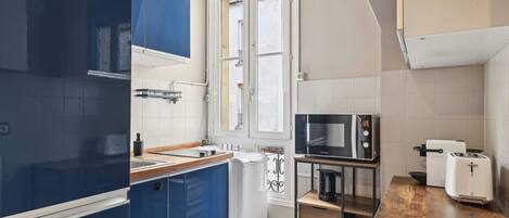 Apartment | Private kitchenette