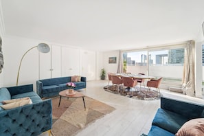 Apartment | Living area